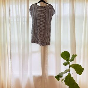 Madewell Striped Black and White Women's Mini Dress with pockets.